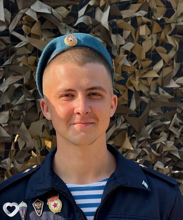 Илья, 21, Москве — анкета №921850