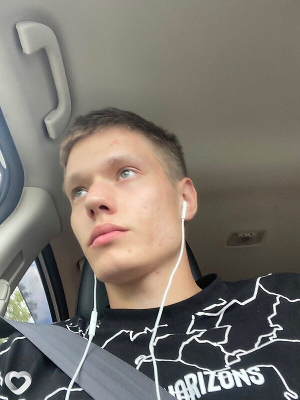 Андрей, 25, Оренбурге — анкета №922135