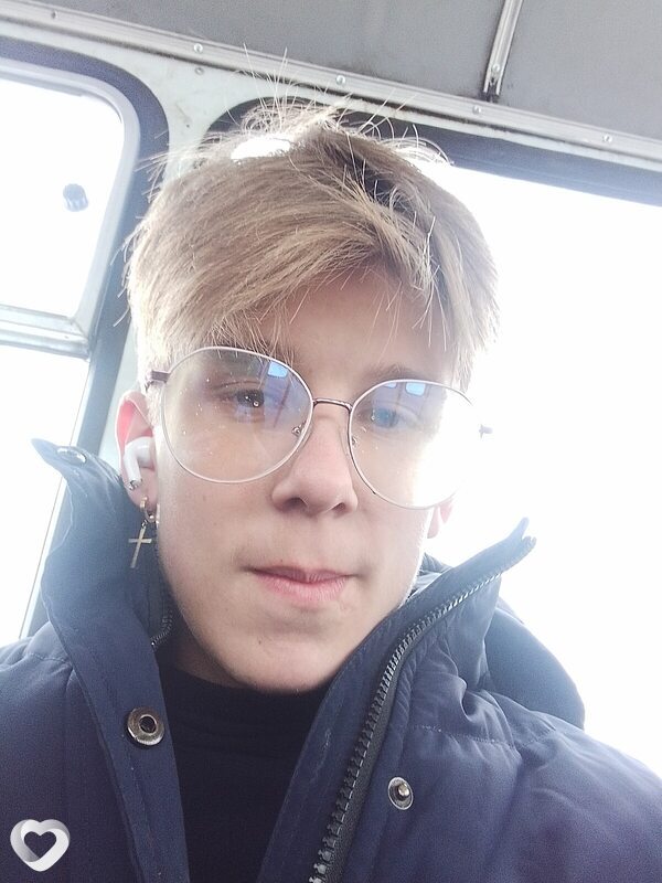 Виталий, 21, Амвросиевке — анкета №922878