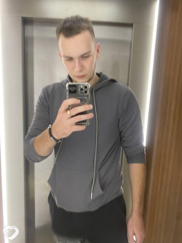 Игорь, 22, Краснодаре — анкета №923646