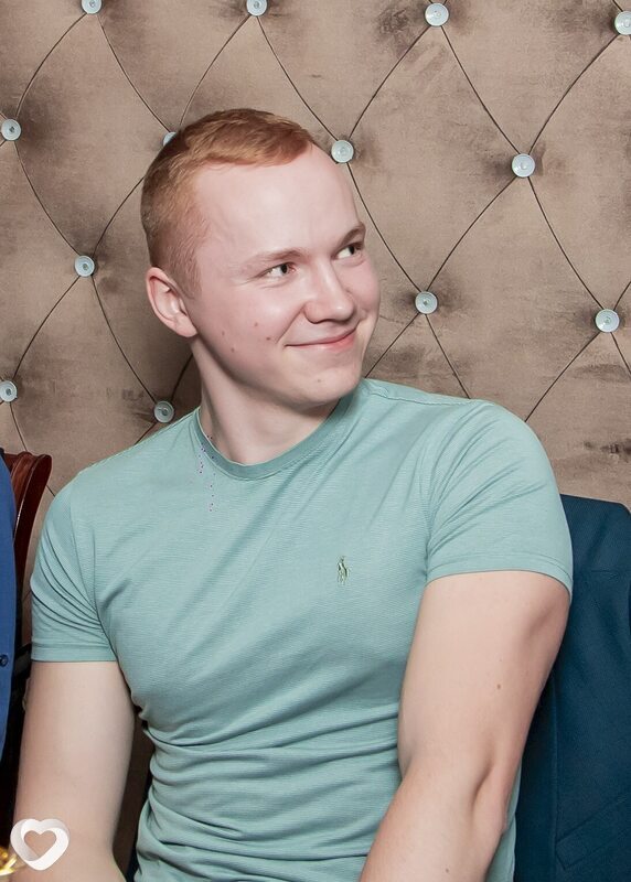 Дима, 21, Москве — анкета №924157