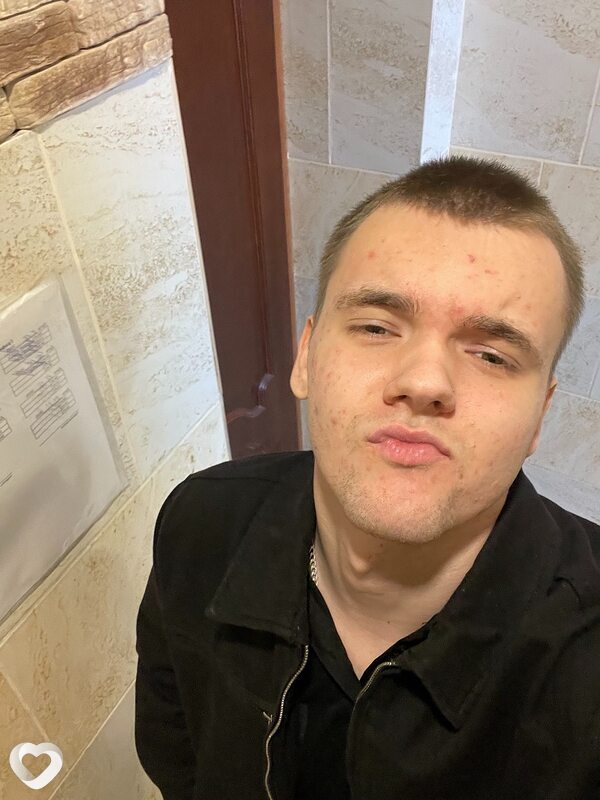 Иван, 21, Севастополе — анкета №924463