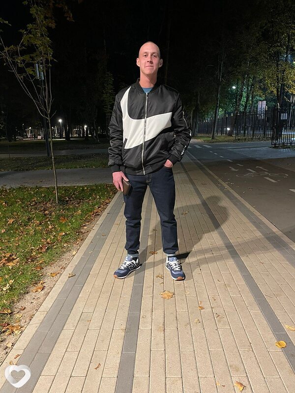 Толян, 25, Москве — анкета №924762