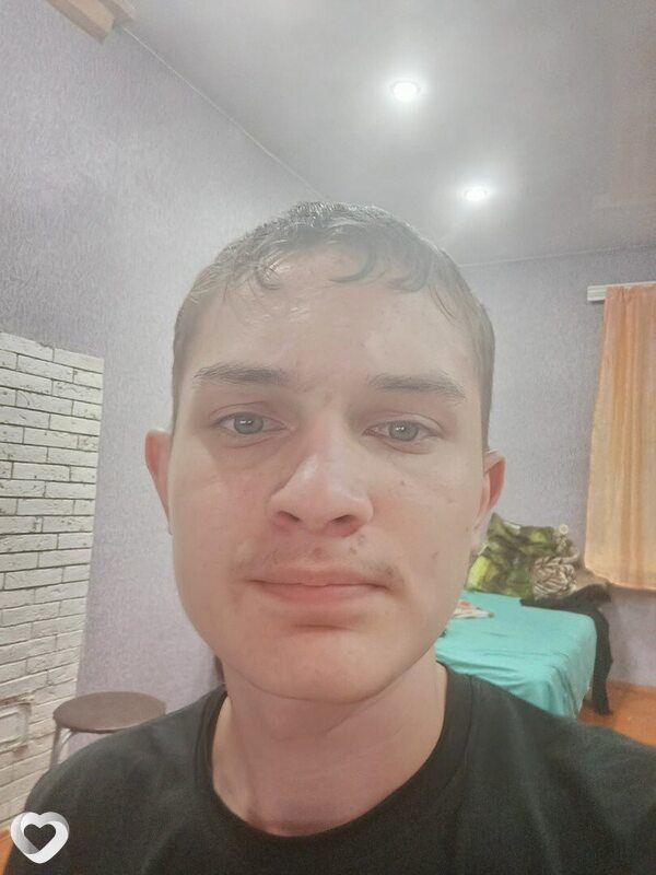 Денис, 22, Москве — анкета №924994