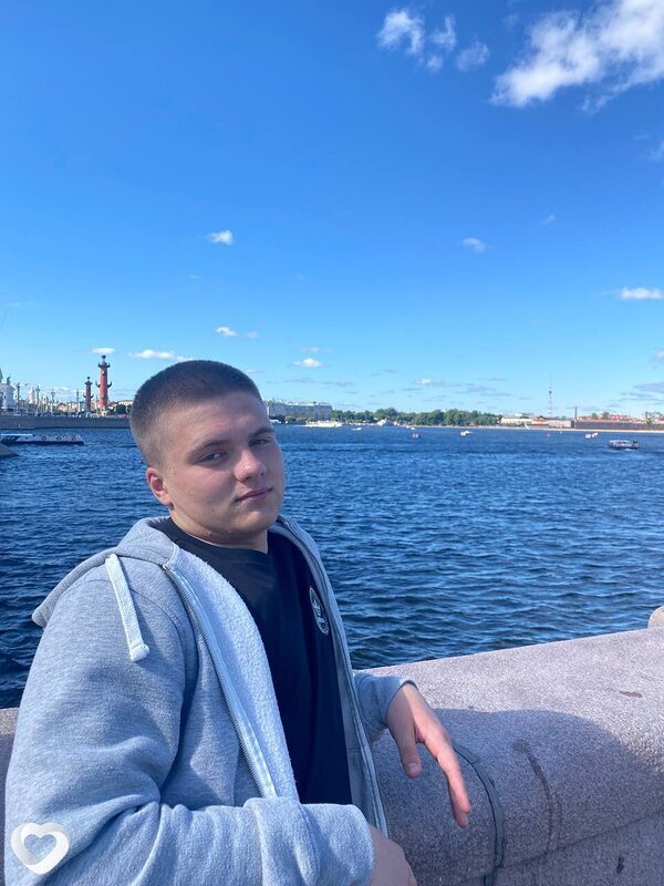 Кирилл, 21, Москве — анкета №925418