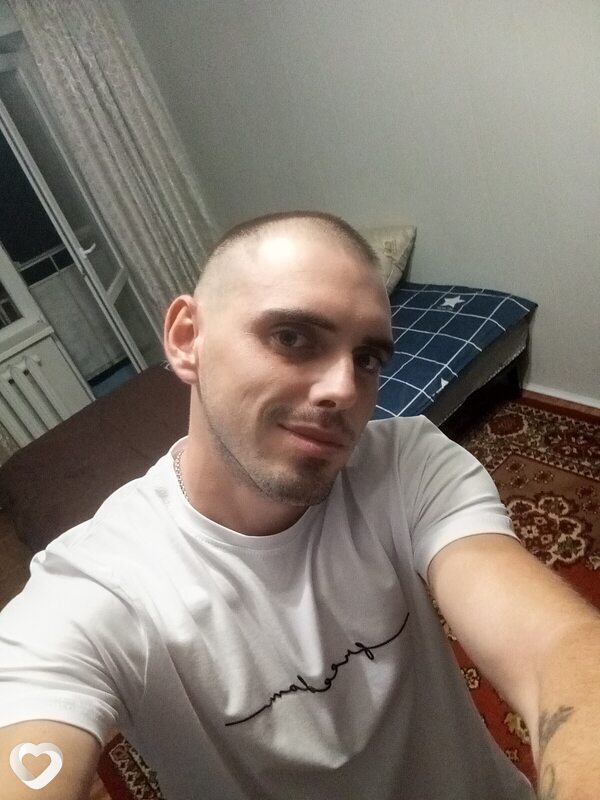 Валерий, 28, Днепр — анкета №926066