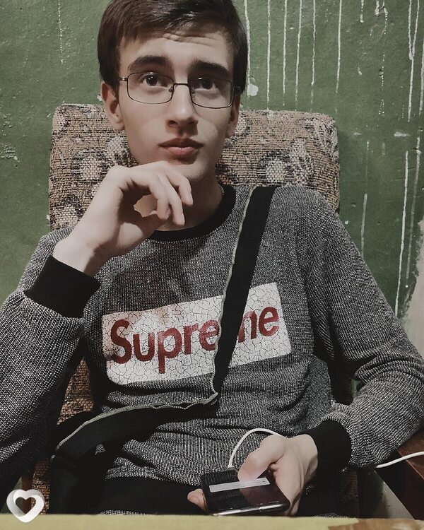 Артём, 21, Москве — анкета №926722