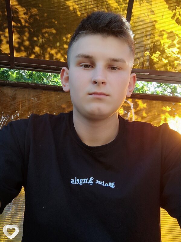 Евгений, 21, Артеме — анкета №927222