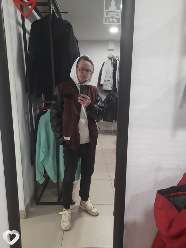 Дмтрий, 25, Екатеринбурге — анкета №928002