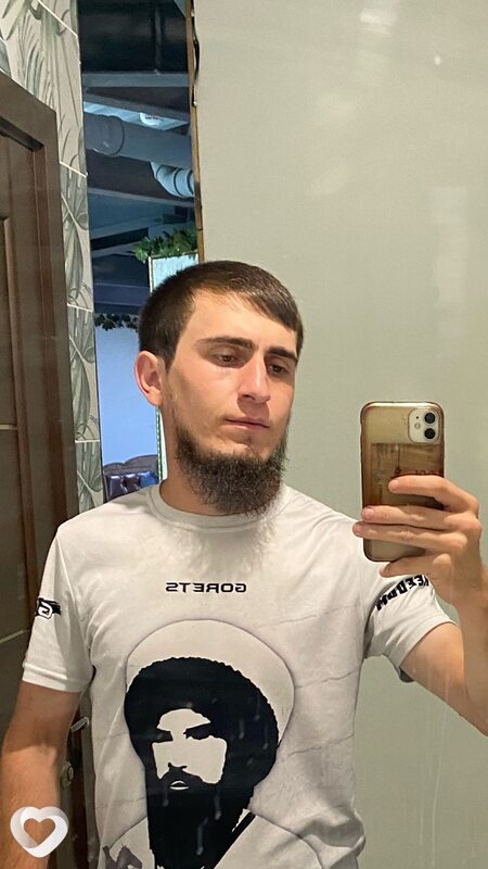 Адам, 27, Москве — анкета №928133