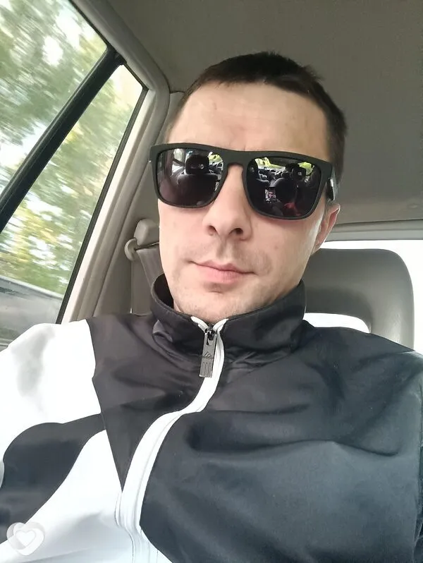Виталий, 32, Бийске — анкета №928806