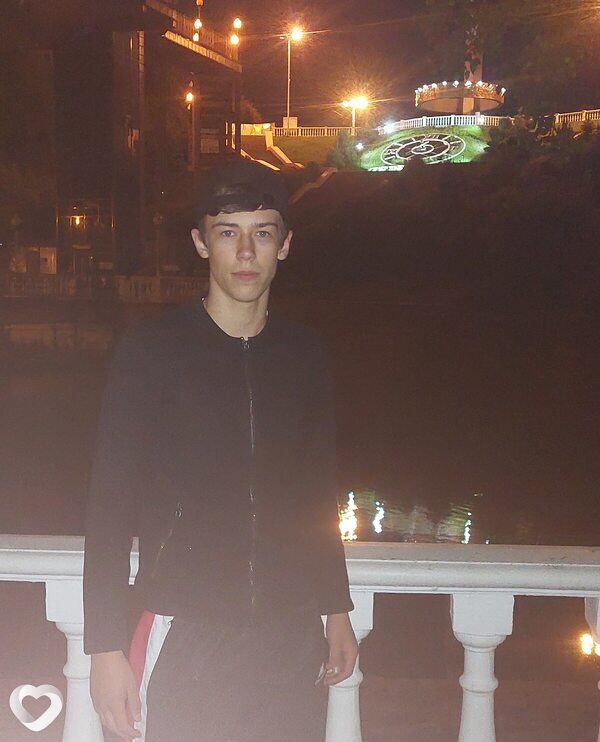 Роберт, 22, Невинномысске — анкета №928829