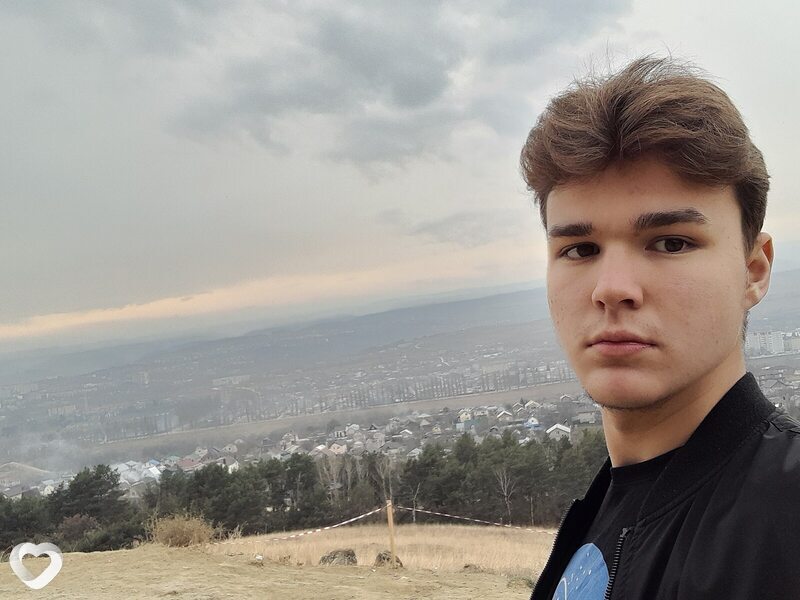 Александр, 21, Москве — анкета №929660