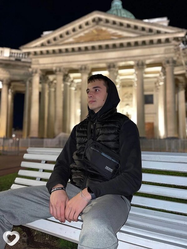 Кирилл, 21, Москве — анкета №930987