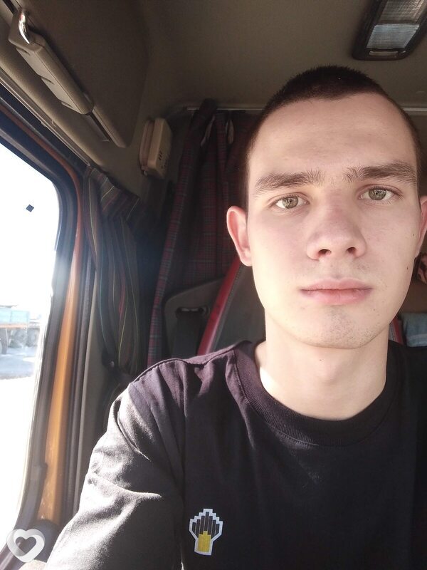 Александр, 23, Ачинске — анкета №931481