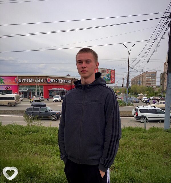 Илья, 21, Орске — анкета №931442
