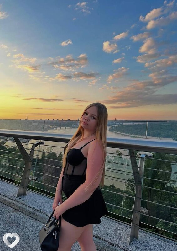 Ангелина, 26, Екатеринбурге — анкета №931707