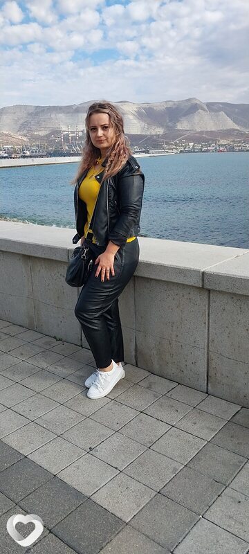 Алина, 32, Белореченске — анкета №932683