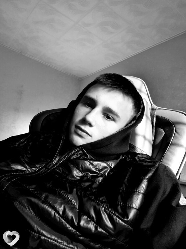 Дмитрий, 21, Москве — анкета №933021