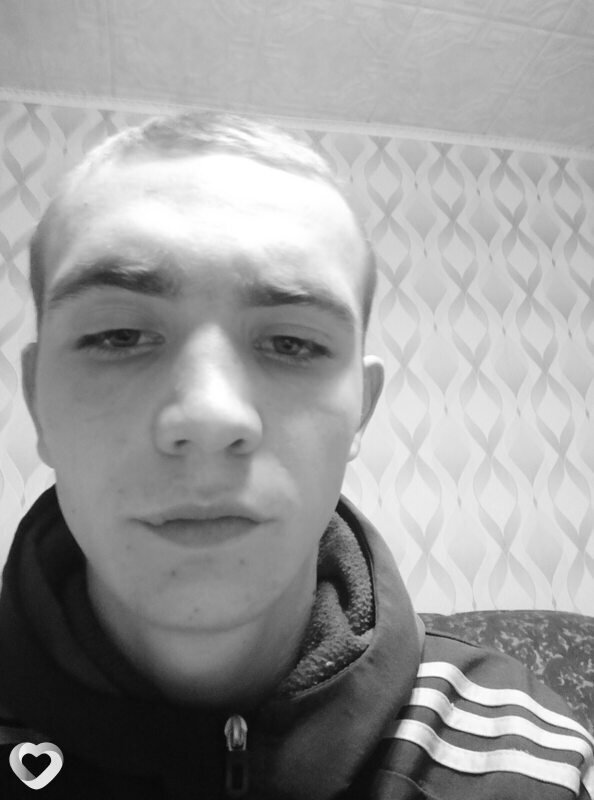 Денис, 24, Нижнем Тагиле — анкета №932941