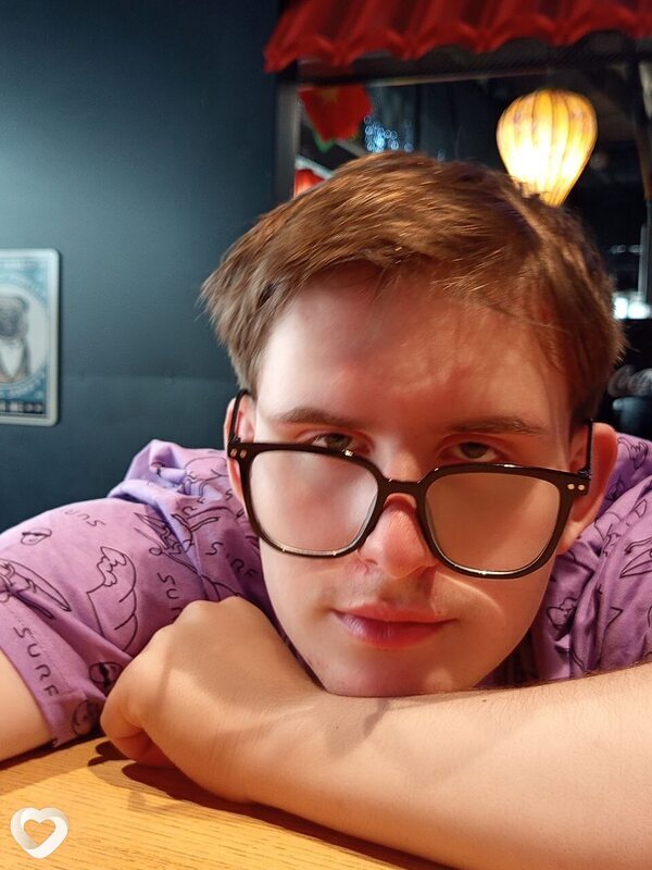 Кирилл, 21, Мозыре — анкета №933107