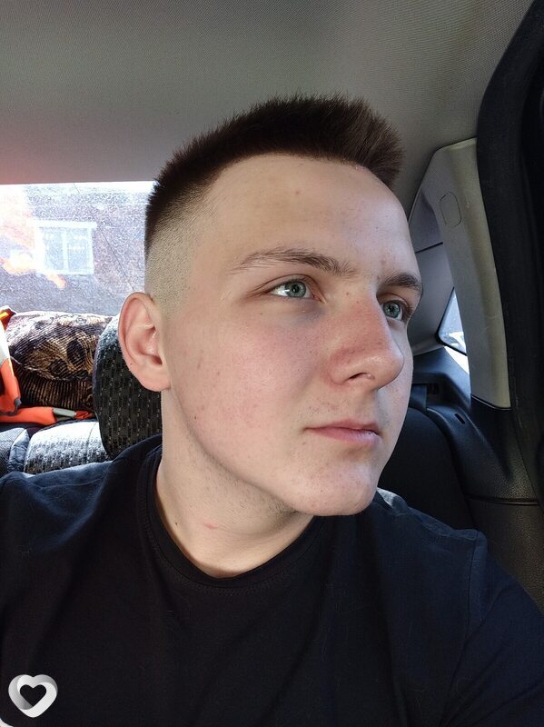Евгений, 21, Владимире — анкета №933157