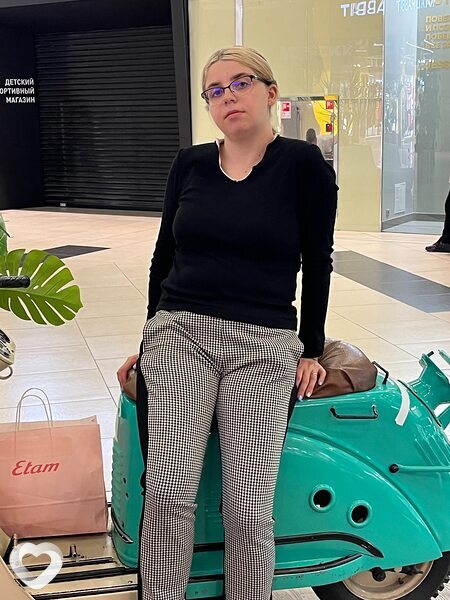 Лера, 22, Сочи — анкета №934228