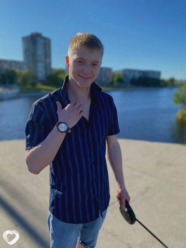 Олег, 25, Москве — анкета №935668