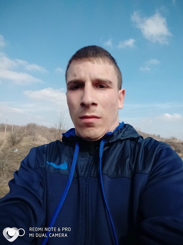 Миша, 29, Донецк (Ростовская Обл.) — анкета №935718
