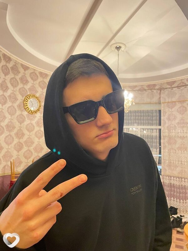 Миша, 22, Санкт-Петербурге — анкета №935735