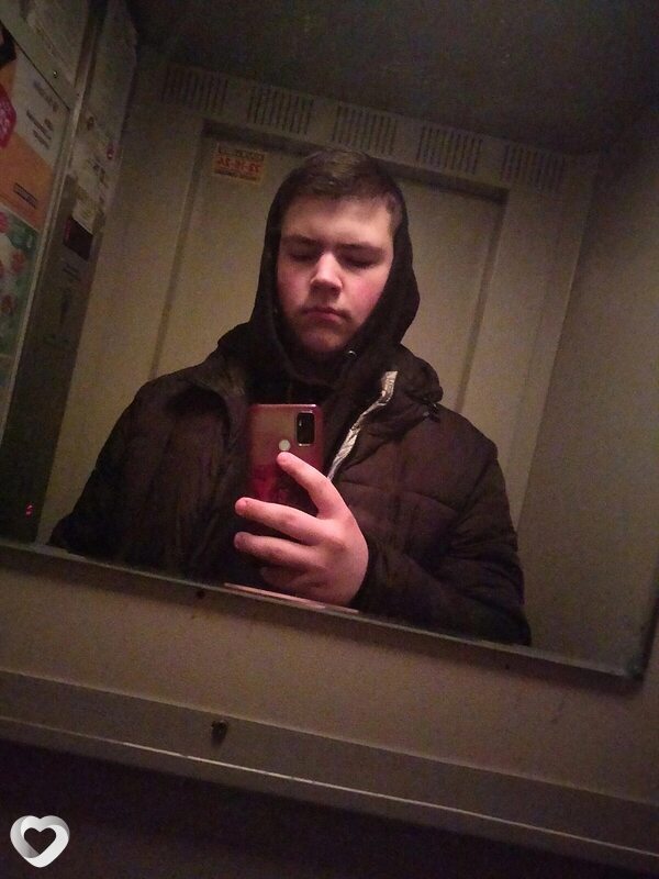 Андрей, 21, Курске — анкета №935770