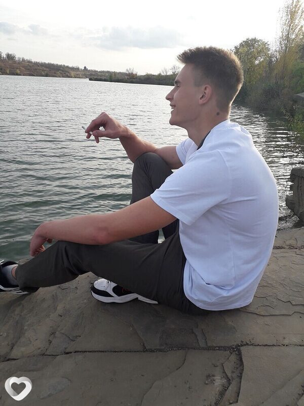 Илья, 26, Адлер — анкета №936337