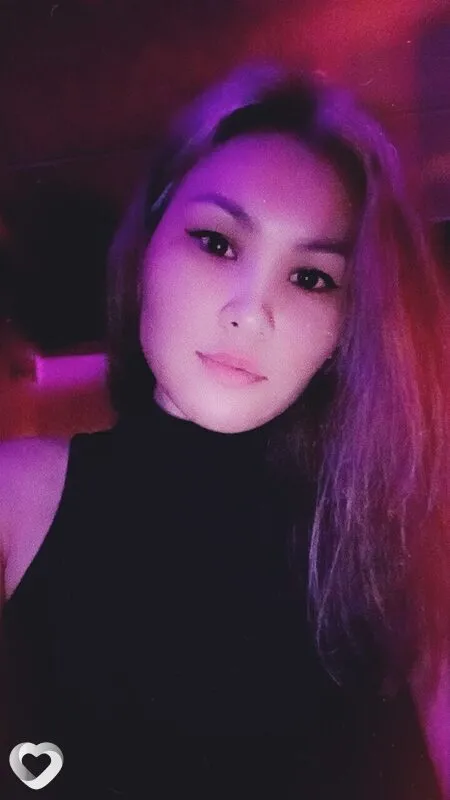 Аделина, 27, Бийске — анкета №936103