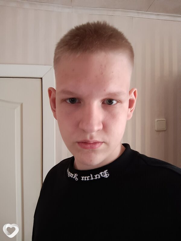 Александр, 20, Красноярске — анкета №938305