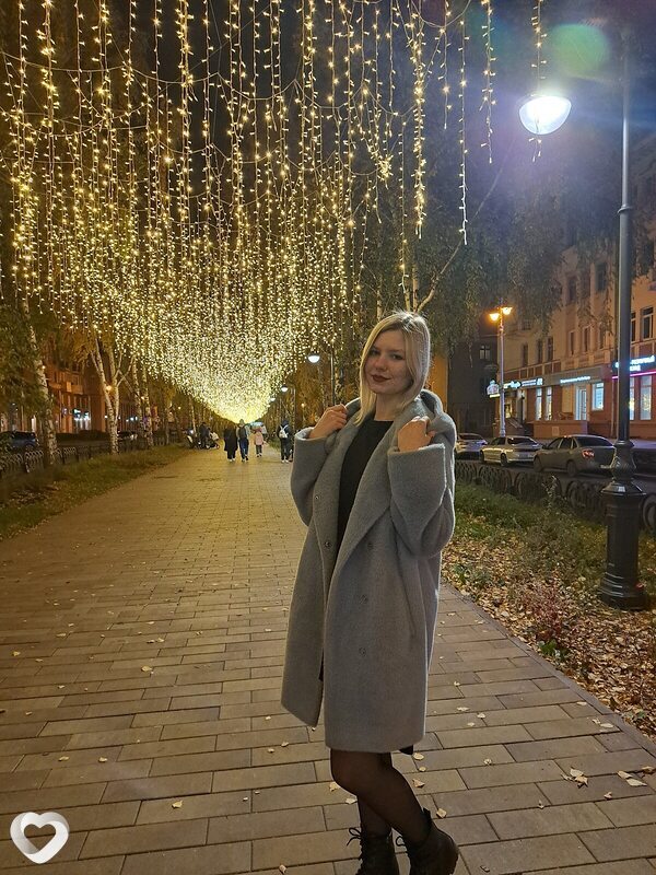 Полина, 21, Кемерове — анкета №938191