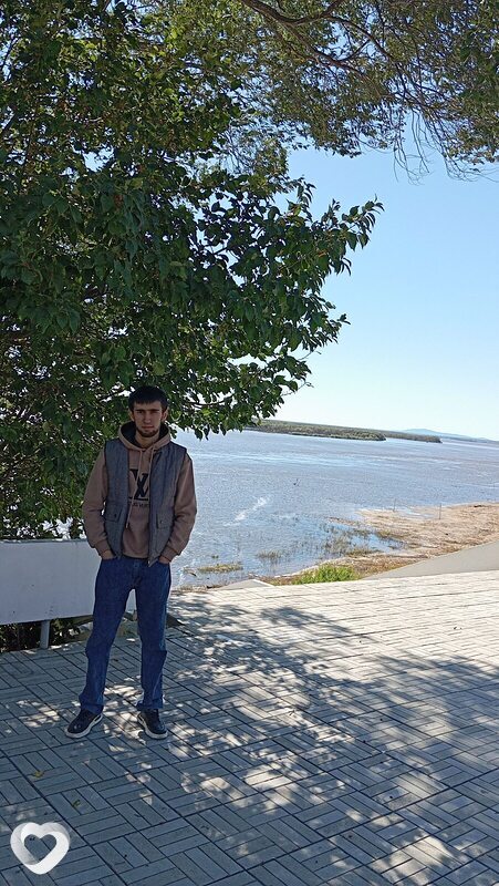 Тимур, 24, Амурске — анкета №938575