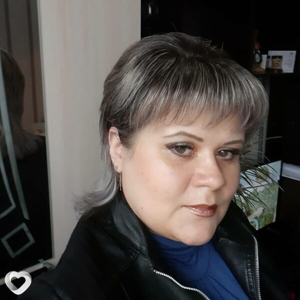 Оленька, 41, Новомосковске — анкета №939345