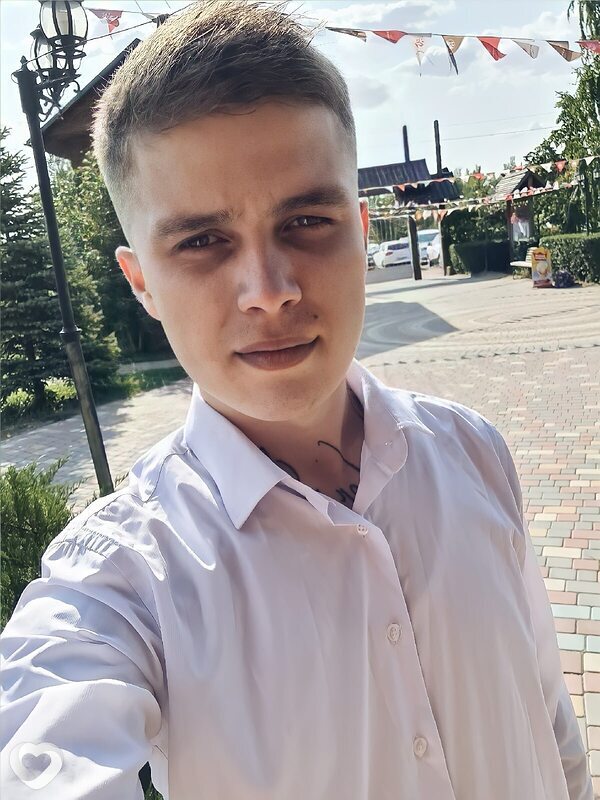 Саша, 32, Саянске — анкета №939616