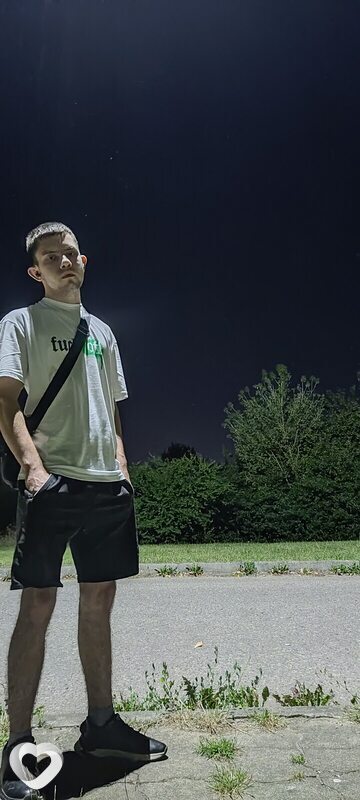 Илья, 23, Гродно — анкета №940364