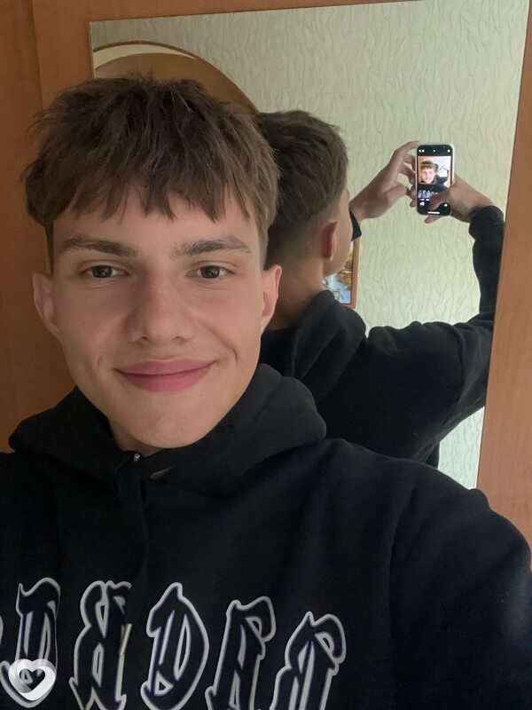 Alexey, 20, Минске — анкета №941364