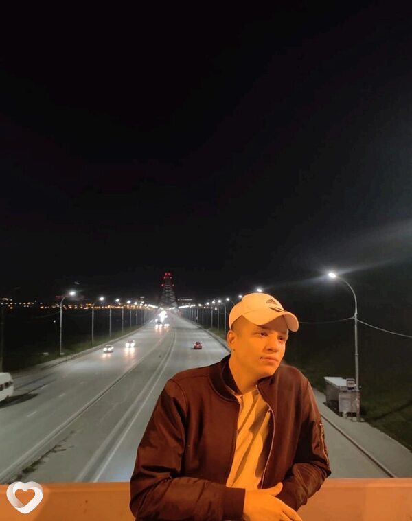 Артем, 26, Новосибирске — анкета №942076