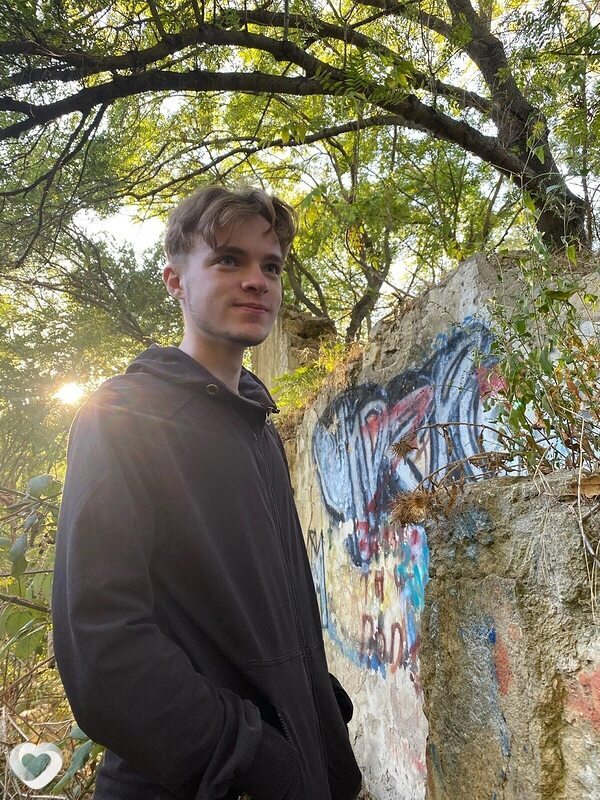 Эрнест, 24, Севастополе — анкета №942179