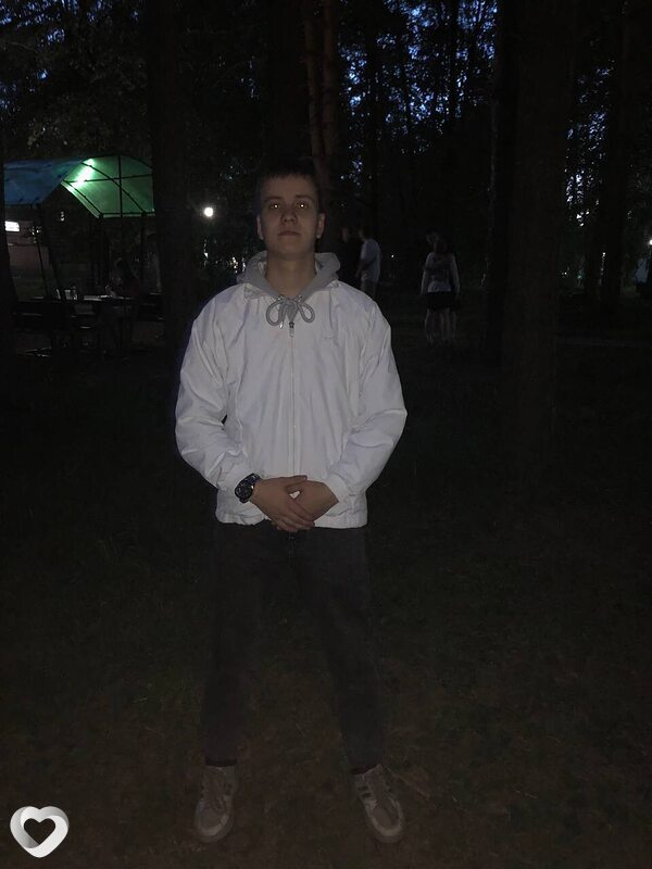 Максим, 21, Кирове — анкета №942629