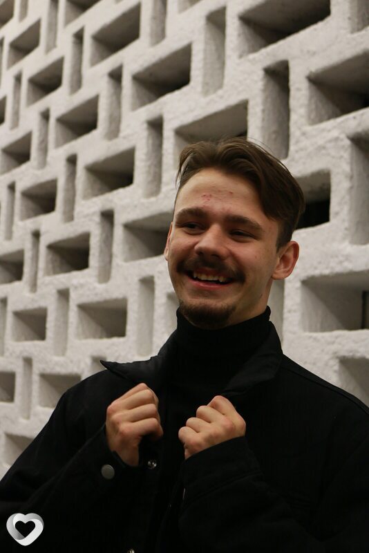 Виталя, 22, Москве — анкета №942696
