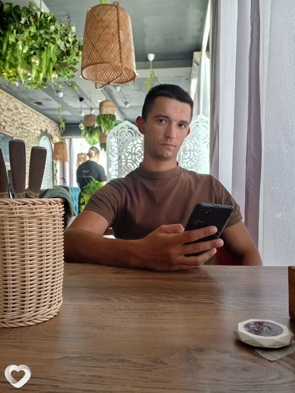 Иван, 30, Кореновске — анкета №942871