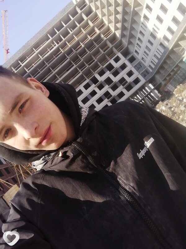 Паша, 23, Тюмени — анкета №943356