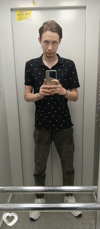 Артём, 23, Москве — анкета №943365