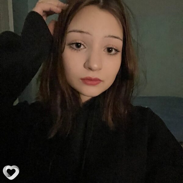 Виолетик, 21, Москве — анкета №944403