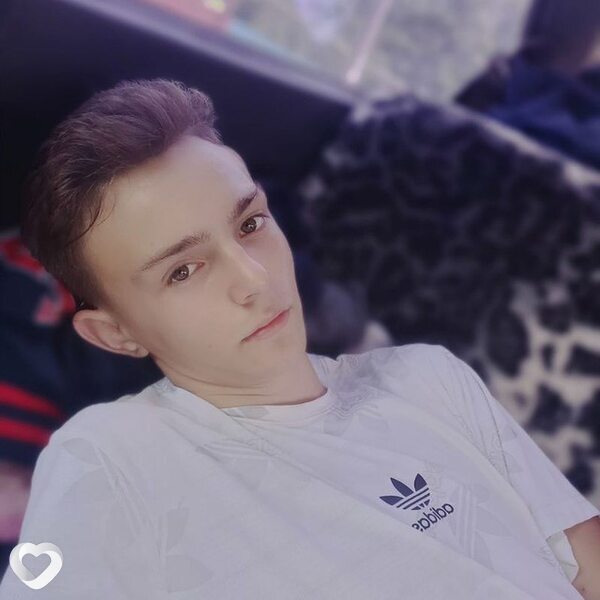 Эдисон, 22, Луганске — анкета №945235