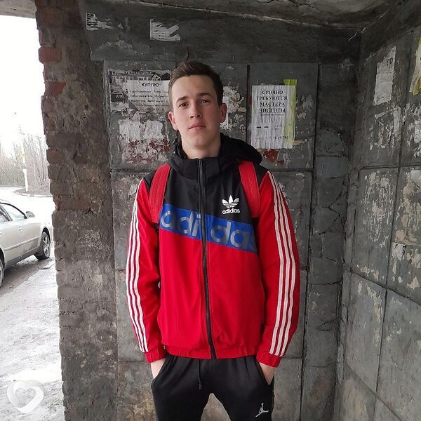 Владимир, 23, Шахтах — анкета №945772